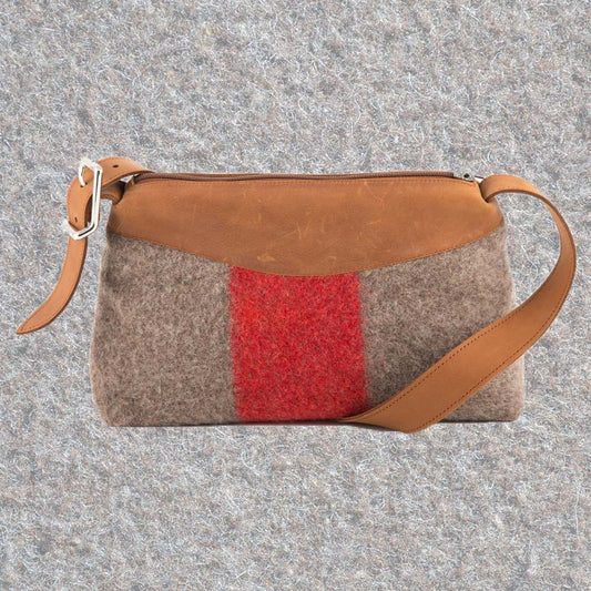 Schultertasche Vintage Look, Geschenk, Geschenkidee, Manufaktur, Handgemacht, Swissmade, CH-Armee-Decken, Aktenmappe, Handtasche, Rucksack, Shopper, Tasche, Allroundtasche, Schultertasche, Umhängetasche, Laptoptasche, Schultertasche Vintage Look, Handytasche, Aktentasche, Bowling Bag, Unisex Allroundtasche, Reisetasche, Bowling-Umhängetasche, Schweizer Postsack, Beuteltasche, Shopper Post