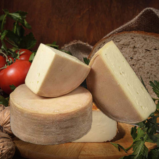 Gewürze, Food, Food Deluxe, Fine Food, Käse, Bergkäse, Alpkäse, Hobelkäse, Fondue, Raclette, Fonduemischung, Fonduekäse, Berner Oberland, Frischkäse, Hobelkäse, Berner Alpkäse AOP alt, Berner Alpkäse AOP jung, Berner Hobelkäse AOP am Stück, Berner Hobelkäse AOP gerollt, Geschmeidiger Dessertkäse - Délice de Schönried, Charme de Möser - Der Passe