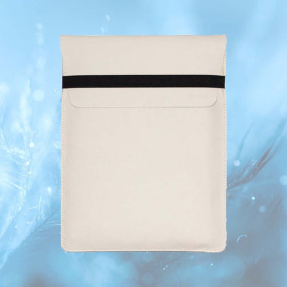 POWCH Laptoptasche, Elektroniktasche Caramel, Elektroniktasche, Powch, Record Bag, Schaltplattentasche, Recycling Shopper, Recycling-Umhängetasche, Hüfttasche, otrend.ch, opower.ch, omarket.ch, otrend, opower, omarket, trend, power, market, Trends, Trend-Scout, Trend-Shop, Online-Shop, Bernevo, Bernevo AG, Geschenk, Geschenkidee, Manufaktur, Handgemacht, Swissmade, CH-Armee-Decken, Aktenmappe, Handtasche, Rucksack, Shopper, Tasche, Allroundtasche, Schultertasche, Umhängetasche, Laptoptasche, Schultertasc