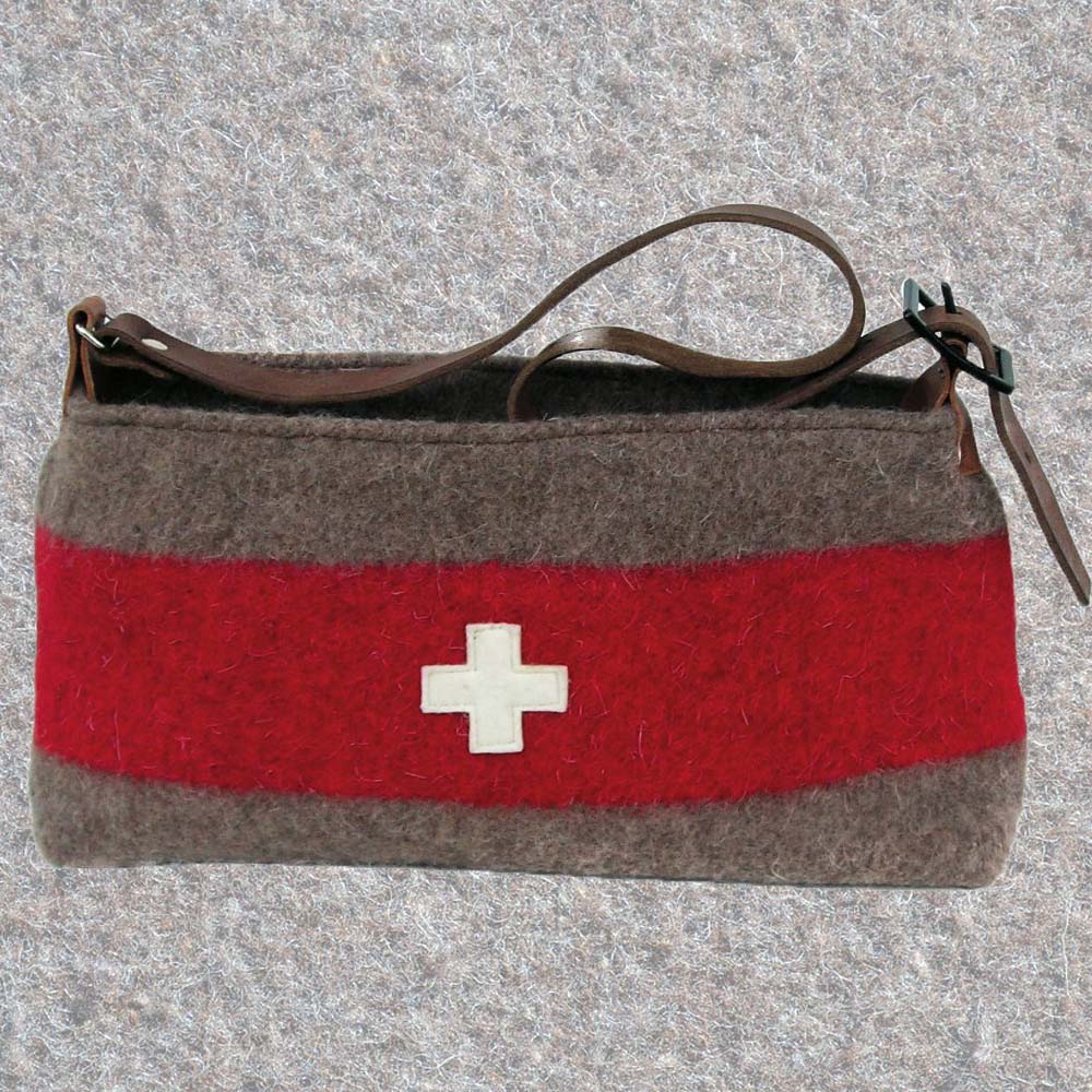 Handtasche aus Schweizer Armeedecken, Geschenk, Geschenkidee, Manufaktur, Handgemacht, Swissmade, CH-Armee-Decken, Aktenmappe, Handtasche, Rucksack, Shopper, Tasche, Allroundtasche, Schultertasche, Umhängetasche, Laptoptasche, Schultertasche Vintage Look, Handytasche, Aktentasche, Bowling Bag, Unisex Allroundtasche, Reisetasche, Bowling-Umhängetasche, Schweizer Postsack, Beuteltasche, Shopper Post